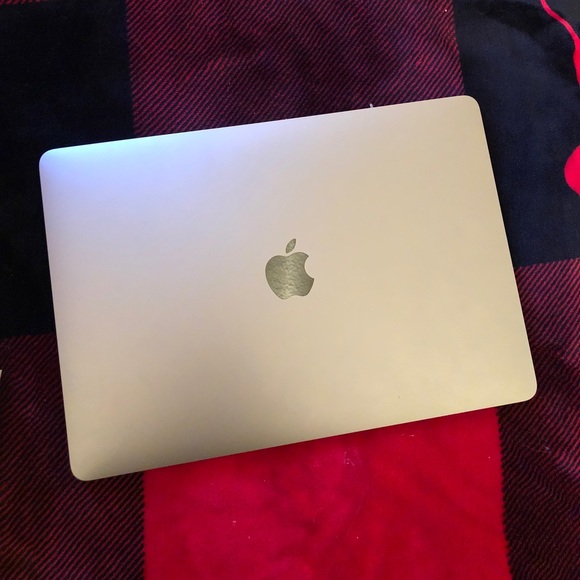 MacBook Pro 13.3’ - Picture 3 of 7